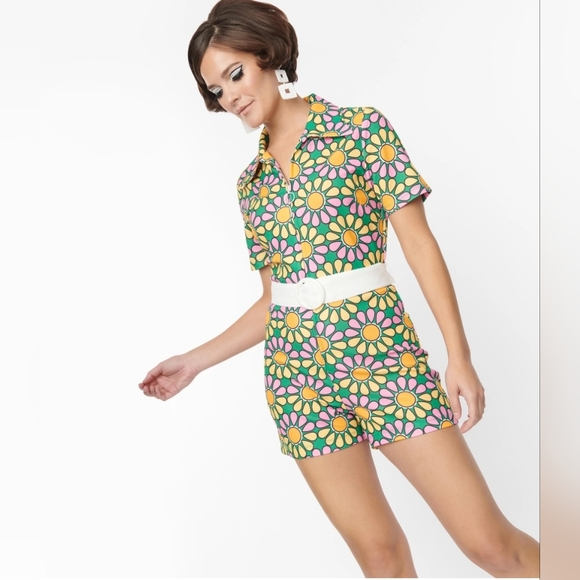Smak Parlour Unique Vintage floral romper bnwot! - Picture 2 of 12